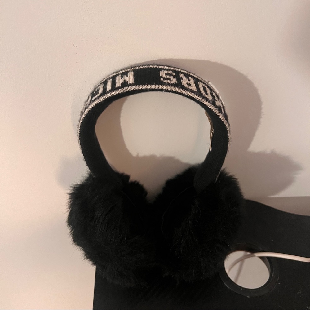 Michael Kors - Earmuffs**